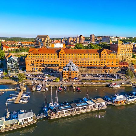 Quality Hotel Waterfront Гьотеборг Екстериор снимка